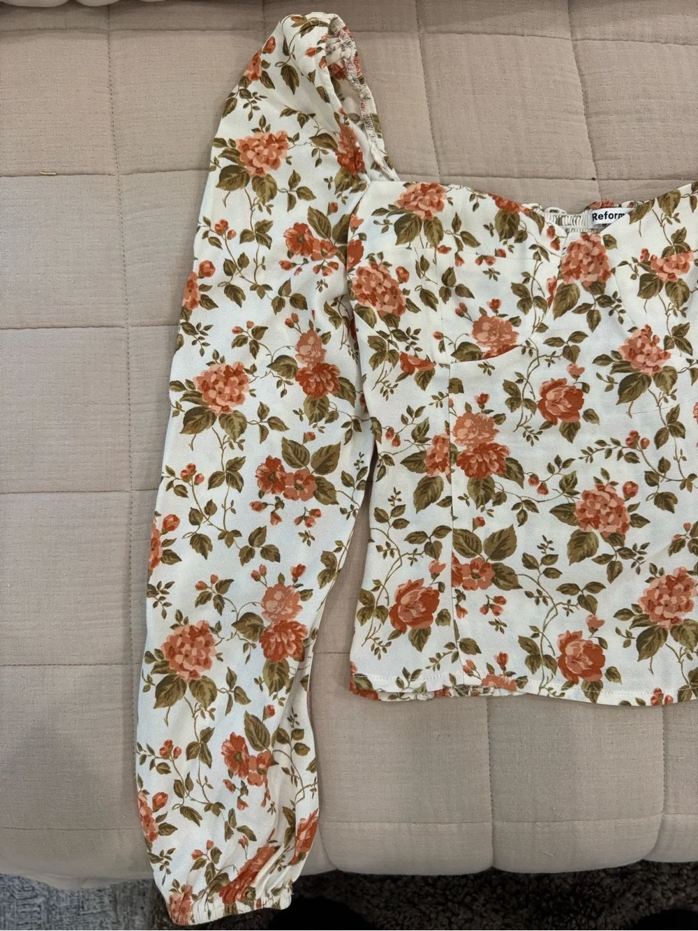 Reformation Floral Sweetheart Puff-Sleeve Top in Cream and Coral